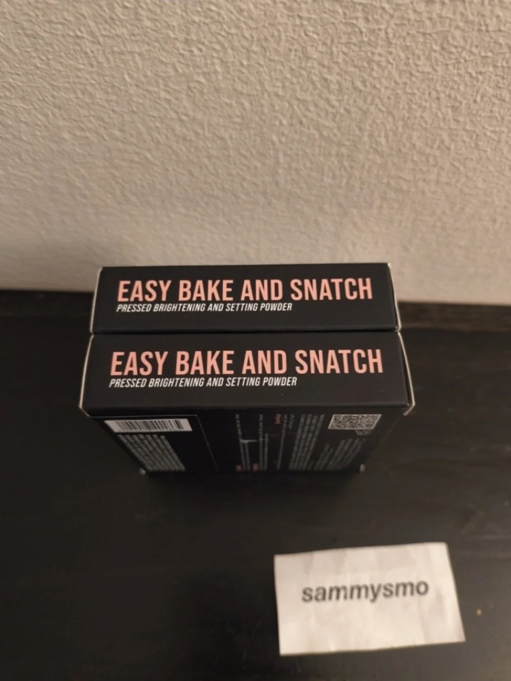 Huda Beauty easy bake and snatch Pressed Setting Powder Banana Bread x2
